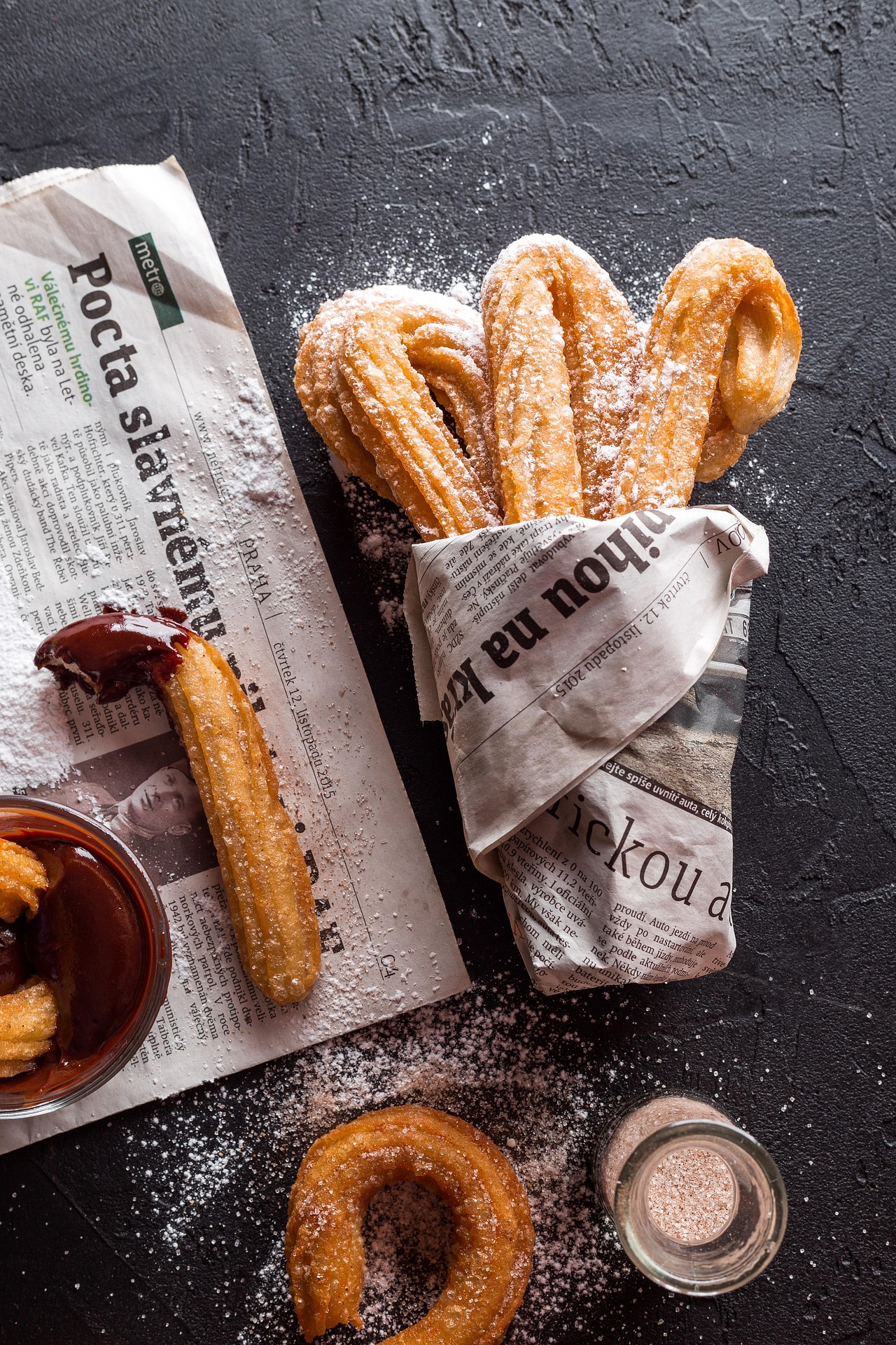Churros con Chocolate Caliente