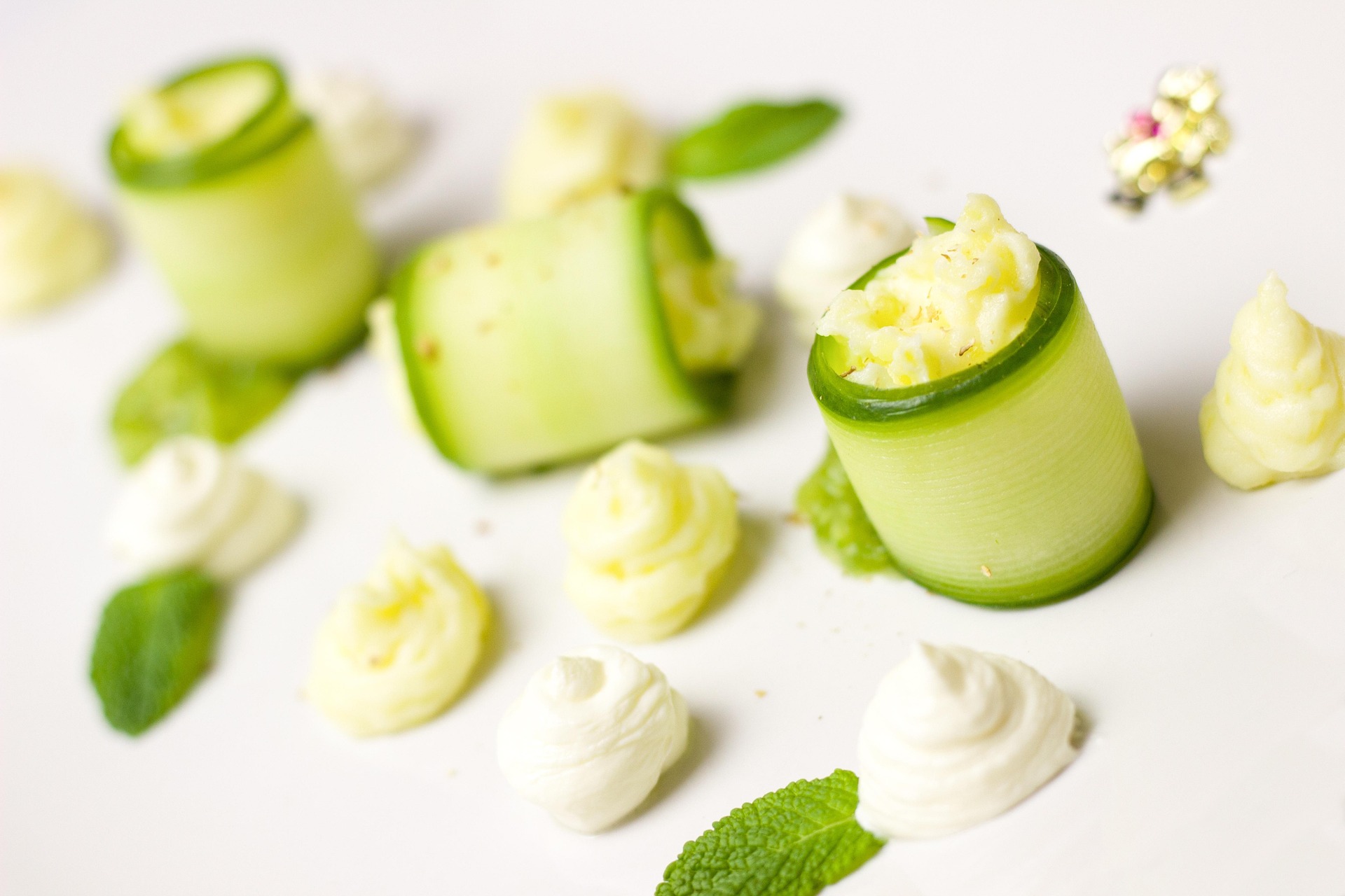 Rollitos de pepino y queso crema